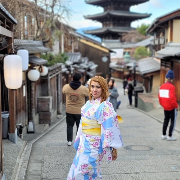 Meet your Posher, Joy - Picture 8 of 17